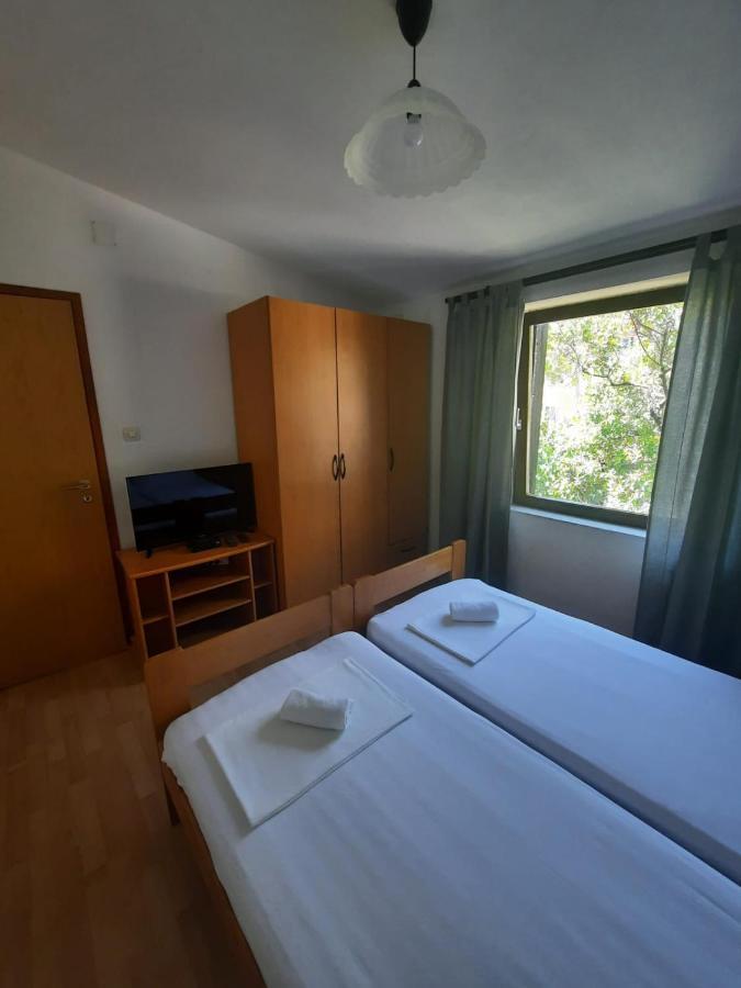 Apartments Keti Pag Town Eksteriør billede